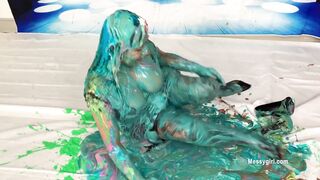 2024-08-10-messygirl-1057-im_so_blue