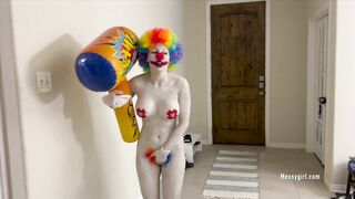 2024-01-02-messygirl-1130-booby_traps_5_the_clown_show