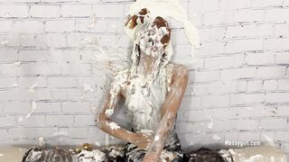 2025-01-20-messygirl-1251-the_messygirl_casting_couch