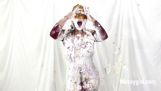 2024-03-01-messygirl-1034-a_night_of_100_pies