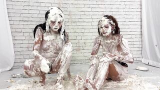 2024-01-01-messygirl-1188-celeste_and_dakota