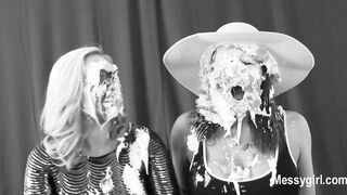 2024-05-25-messygirl-994-a_day_at_the_races