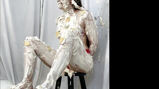 2024-05-17-messygirl-1045-the_carnival_job_4