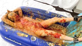 2024-10-18-messygirl-1067-the_human_garbage_disposal_6