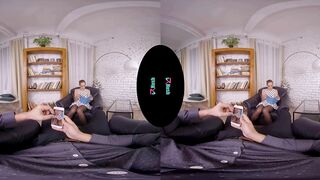 are-you-working-or-spying-on-me_smartphone_mq