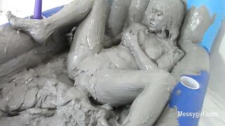 2024-04-29-messygirl-935-erotic_in_mud