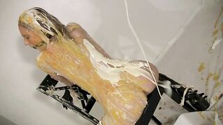 2024-03-13-messygirl-875-vika_goes_extreme