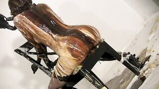 2024-03-13-messygirl-875-vika_goes_extreme