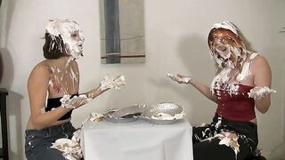 2024-01-08-messygirl-864-sloppy_pie_hits