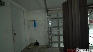 step-sischecksoutmycockinthelaundryroom_s01_tylersteel_alexharper_540p