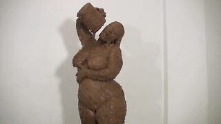 2024-06-01-messygirl-706-vicky_takes_a_chocolate_glop_bath