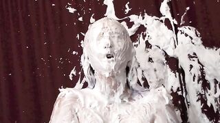 2024-04-23-messygirl-881-the_pied_pageant_queen