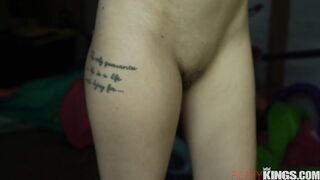 teenstepdaughtercaughtfappingintheshed_s01_kimmykimm_petergreen_540p