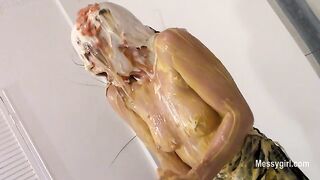 2024-08-27-messygirl-900-dont_pull_the_rope