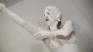 2024-04-18-messygirl-752-marshmallow_engulfed_penelope