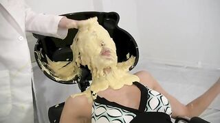 2024-02-02-messygirl-689-the_customer_is_always_right_2