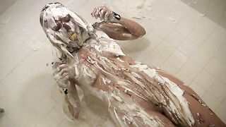 2024-11-23-messygirl-731-pie_target_vika