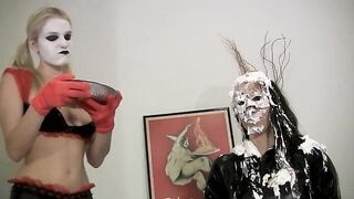 2024-09-22-messygirl-670-messy_super_villainess