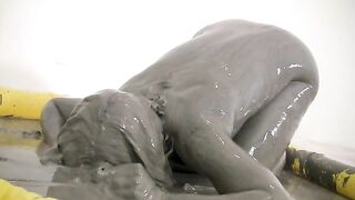 2024-07-27-messygirl-714-muddy_milf_mrs_bee