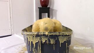 2024-09-17-messygirl-903-amy_takes_a_batter_bath