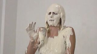 2024-12-21-messygirl-735-gross_out