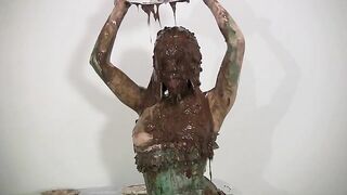 2024-06-16-messygirl-656-the_messy_destruction_of_liz