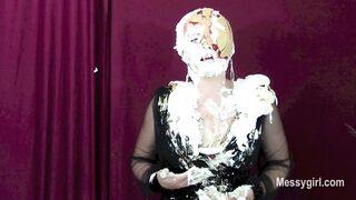 2024-10-07-messygirl-958-the_acceptance_speech
