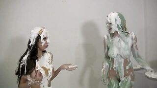 2024-04-14-messygirl-647-liz_vs_lane