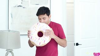 brattysis_donuts_and_cupids_arrow_960