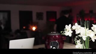11.02.2025_WEBDL_Yurievij_OnlyFans_Mr and Mrs B_720p