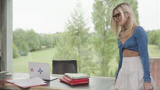 roccospervertedsecretaries11_s03_aaronrock_candylicious_540p