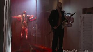 roccostimemasterrevengeofthesexwitches_s03_veronicaclark_mrbigfatdick_540p