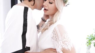angelica_coralvine_720