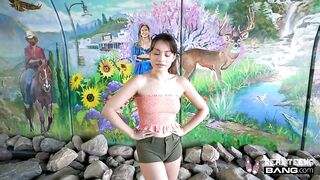 real-teens-liv-wild-scene-1.540p