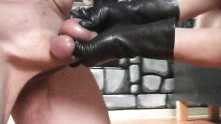 2018-11-19-clubdom--abused-for-her-pleasure_1080p