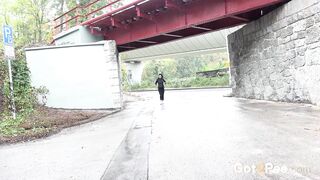 video-cynthia-sprays_1080P