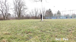 video-messy-on-grass_1080P
