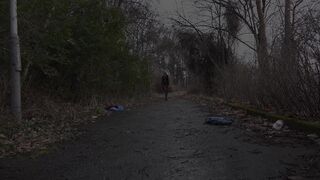 video-squatting-over-clothes_1080P