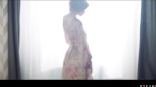 sensual-girlfriend-eats-boyfriends-sperm_720