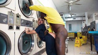laundromat-loads_720
