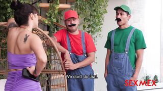 plumbers-strippers-patricia-acevedo_720