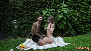 a-very-pleasurable-picnic