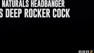 big-naturals-headbanger-gets-deep-rocker-cock_720