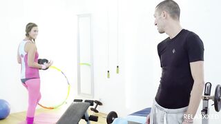 sporty-czech-babe-naomi-bennet-gets-cum-on-tits-in-steamy-workout-sex_720