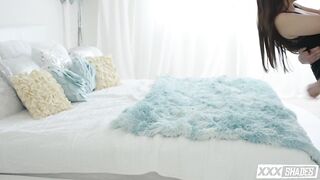 hot-wife-does-blowjob-and-is-fucked-hard_720