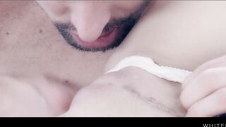 handcuffed-thrill_720