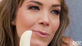 2018-07-05-pornworld-35943-wet-hungry-for-cum_720