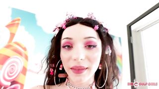 teen-sparkle-doll-swallows_stream