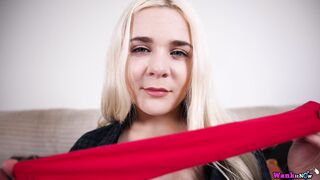 2025-05-07-upskirtjerk-feet-freak_hq