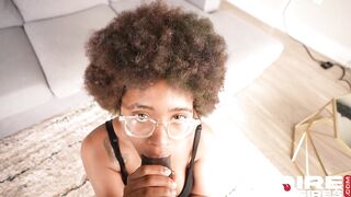 ginas-little-sis_stream
